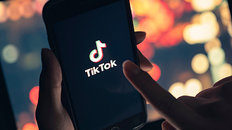 TikTok - Soziale Plattform mit Risiko von Urheberrechtsverletzungen